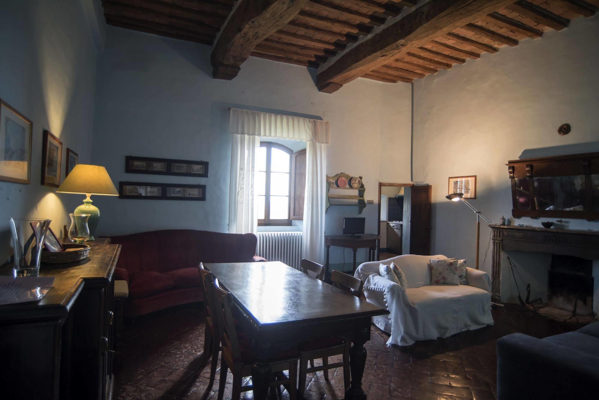 Castello Delle Quattro Torra Bed & Breakfast Val di Pugna Екстериор снимка