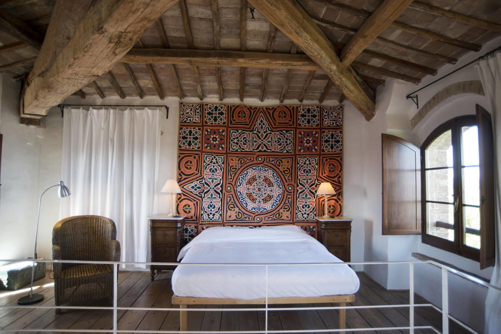 Castello Delle Quattro Torra Bed & Breakfast Val di Pugna Екстериор снимка